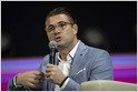 El Humain de Arabia Saudita, debuta Humain Chat, una IA conversacional bilingüe-inglés-inglés impulsada por su Allam LLM y diseñado en torno a los valores y patrimonio islámicos (Omar el Chmouri/Bloomberg)