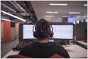 Thoma Bravo compra Verint por $ 1.23B en un acuerdo que valora el proveedor de software de automatización del servicio al cliente a $ 2B, días después de que la empresa de educación física compró Dayforce por $ 12.3B (Ryan Gould/Bloomberg)