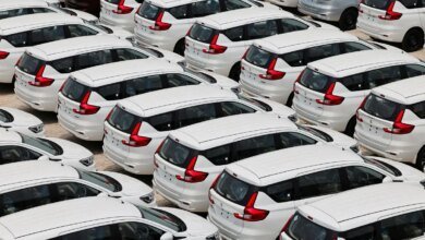Los fabricantes de automóviles advierten sobre la caída de las ventas del festival, presione el gobierno para acelerar los recortes de GST