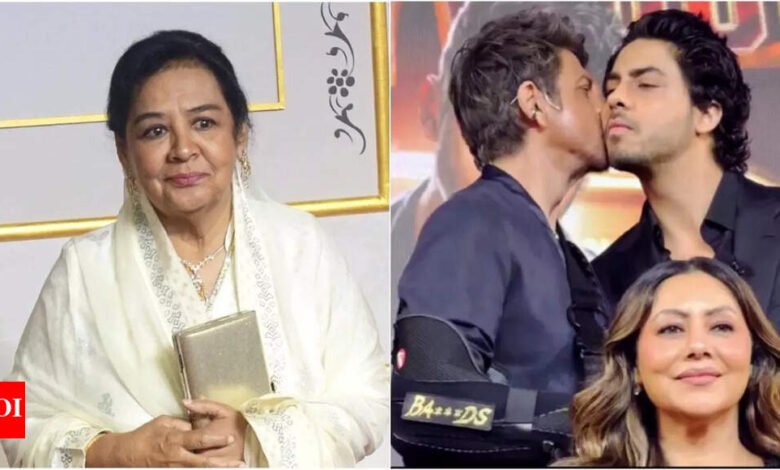 El hijo de Farida Jalal Shah Rukh Khan, Arya Khan, ha bendecido el ba *** de Bollywood antes del debut con DS: ‘bahot saree duin anke lai’. Noticias de la película hindi