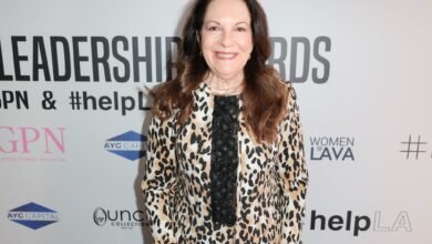 Julia Stewart: Rechazada para la promoción, más tarde la compañía adquirida