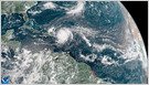 El laboratorio meteorológico de Google Deepmind, lanzado en junio, mostró una precisión superior en el pronóstico del camino del huracán Erin hasta 72 horas por delante, superando a los modelos tradicionales (Eric Berger/ARS Technica)