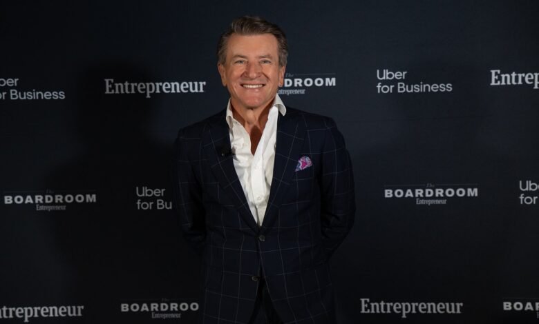 8 lecciones poderosas de Robert Herjavec a nivel empresarial que cada fundador necesita escuchar 8 lecciones poderosas de Robert Herjavec a nivel empresarial que cada fundador necesita escuchar