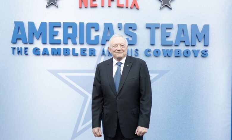 Jerry Jones: No emita a los Cowboys usando el cuerpo para intercambiar jugadores en este momento.