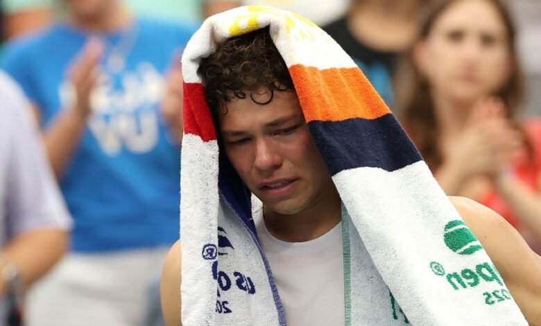 El retirado Ben Shelton fue herido por el partido abierto; Frances Tiafoe derrotó El retirado Ben Shelton fue herido por el partido abierto; Frances Tiafoe derrotó