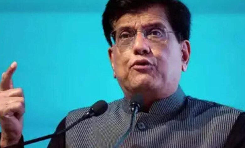 El ministro de Comercio de la India, Piyush Goyal, aborda el impacto arancelario de los Estados Unidos en la economía y las exportaciones El ministro de Comercio de la India, Piyush Goyal, aborda el impacto arancelario de los Estados Unidos en la economía y las exportaciones