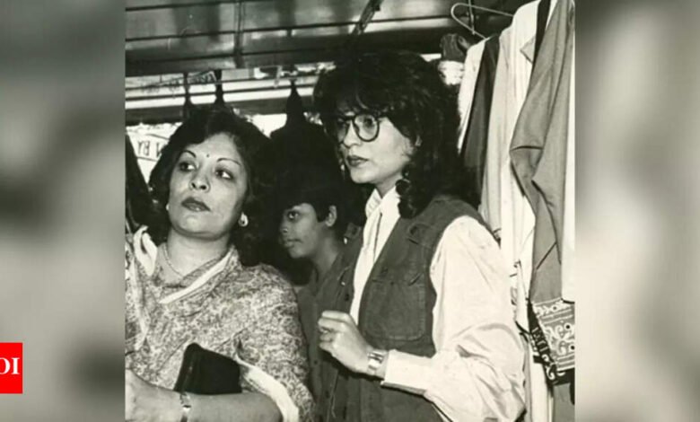 Cuando Zinat Aman inauguró el desfile de moda de Hiru Johar, el joven Karan Johar dejó Starstrack – Thobac. Noticias de la película hindi Cuando Zinat Aman inauguró el desfile de moda de Hiru Johar, el joven Karan Johar dejó Starstrack – Thobac. Noticias de la película hindi