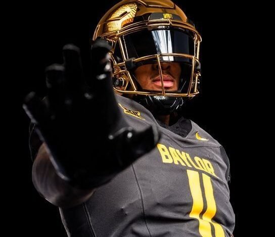 Baylor’s Gold Chrome Helmets lidera la mejor semana 1 Uniformes de fútbol universitario