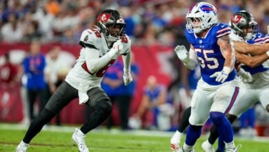 Shilo Sanders ya no gana el salario de la NFL, sino que aún se multa por lanzar golpes