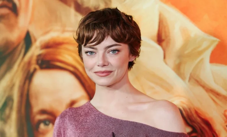Emma Stone recuerda a su madre que le preguntó a Angelina Jolie preguntas embarazosas: ‘Noche realmente divertida’