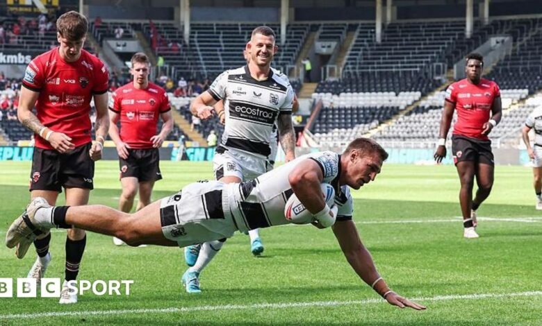 Super League: Hull FC 80-6 Salford Red Devils Super League: Hull FC 80-6 Salford Red Devils