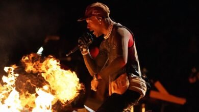 Los fanáticos de Travis Scott tienen la misma respuesta en el Festival Leeds ‘Royal Early’ en el Festival Leeds