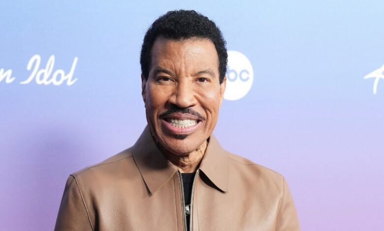 Lionel Richie aterrorizó la mansión Beverly Hills en una feroz campaña Lionel Richie aterrorizó la mansión Beverly Hills en una feroz campaña