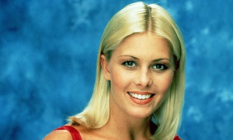 El icono de Baywatch, Nicole Egart, tolera la mastctomía después del diagnóstico de cáncer de mama agresivo El icono de Baywatch, Nicole Egart, tolera la mastctomía después del diagnóstico de cáncer de mama agresivo