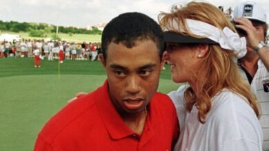 Sara Ferguson ‘Gorgeous’ Tiger Woods, las demandas de los libros de Wildeth fueron volados a 1,500 millas para intentar