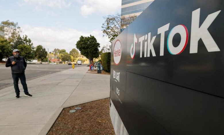 El secretario de Comercio de los Estados Unidos dice que a Trump realmente le gusta Tiktok, pero la aplicación tiene que moverse a la propiedad de los Estados Unidos El secretario de Comercio de los Estados Unidos dice que a Trump realmente le gusta Tiktok, pero la aplicación tiene que moverse a la propiedad de los Estados Unidos