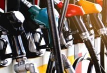 Los precios de la gasolina rusa aumentan para registrar los ataques altos de destilería.