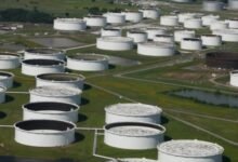 Precios fuertes de petróleo de dibujo crudo