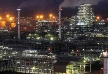 Trump cobra el 50% por importar India mediante la compra de petróleo ruso.