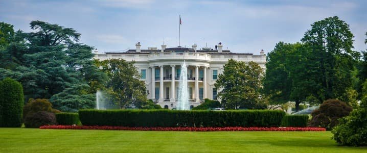 La Casa Blanca busca expulsar el segundo al mando de la IEA