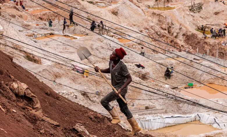 Esta mina alimenta el mundo tecnológico y alimenta una guerra rebelde Esta mina alimenta el mundo tecnológico y alimenta una guerra rebelde