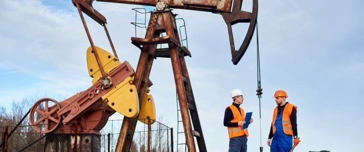 Los precios del petróleo disminuyeron. Cuando la IEA reduce las expectativas de demanda advierte que habrá mucho.