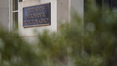 EPA para gobernar sobre las exenciones de biocombustibles, pero los grandes refinadores de petróleo pueden necesitar esperar