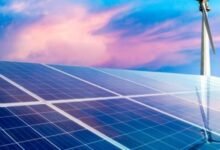 Trump informó la cancelación del proyecto de energía eólica y solar por valor de 19 mil millones de dólares.