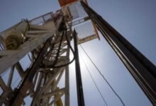 Las actividades de perforación de petróleo de los Estados Unidos siguen siendo más lentos.