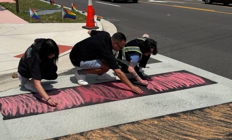 DeSantis dibujó en el pulso el Gran Corredor. Los manifestantes lo restauraron dos veces DeSantis dibujó en el pulso el Gran Corredor. Los manifestantes lo restauraron dos veces