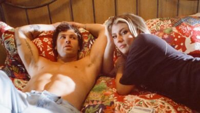 Dasha se va a la cama con Rob Raush de Love Island en Dasas Music Video