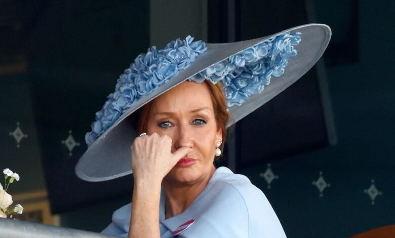 Bluesky detuvo al autor de muchas transacciones a través de la publicación anti-JK Rowling.
