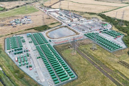 Statera Energy enciende que almacena la batería más grande del Reino Unido.