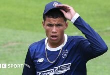 Copa de un día: Hampshire Thrash Surrey con más de 30 personas de respaldo