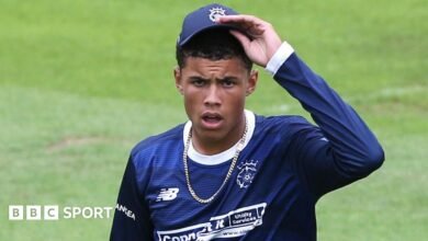 Copa de un día: Hampshire Thrash Surrey con más de 30 personas de respaldo