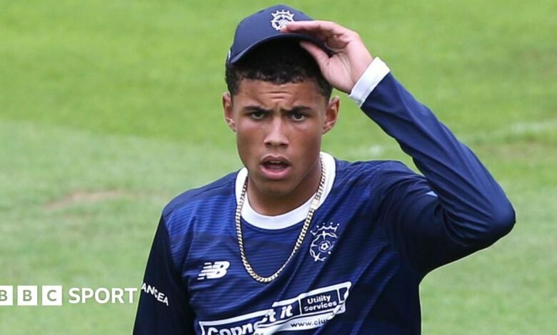 Copa de un día: Hampshire Thrash Surrey con más de 30 personas de respaldo Copa de un día: Hampshire Thrash Surrey con más de 30 personas de respaldo
