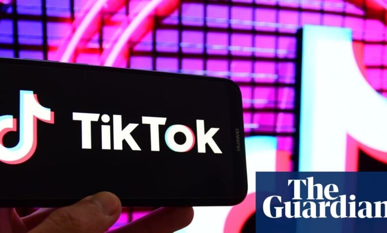 Cientos de trabajos moderadores de Tiktok UK en riesgo a pesar de las nuevas reglas de seguridad en línea | Tiktok Cientos de trabajos moderadores de Tiktok UK en riesgo a pesar de las nuevas reglas de seguridad en línea | Tiktok