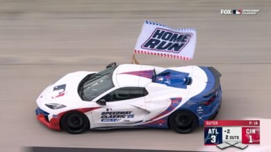 Eli White aplastó a un jonrón de tres en ejecución para traer Bravos 3-1 antes de los rojos en Speedway Classic