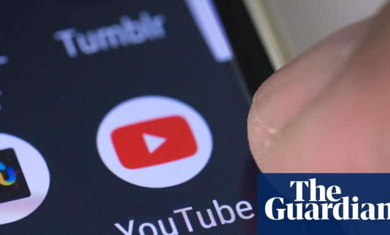 ‘La BBC se siente muy misma y aburrida’: los mayores de 50 años que prefieren YouTube | YouTube ‘La BBC se siente muy misma y aburrida’: los mayores de 50 años que prefieren YouTube | YouTube