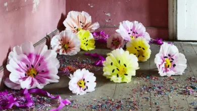 Transforme su espacio con grandes flores de papel: una tendencia decorativa impresionante
