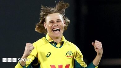 Australia Thrash Sudáfrica es igual a 276 para evitar la reivindicación ODI