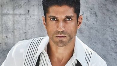 Farhan Akhtar donó 50 teléfonos a las personas que sobreviven a la inundación de Uttarakhand: Bollywood News