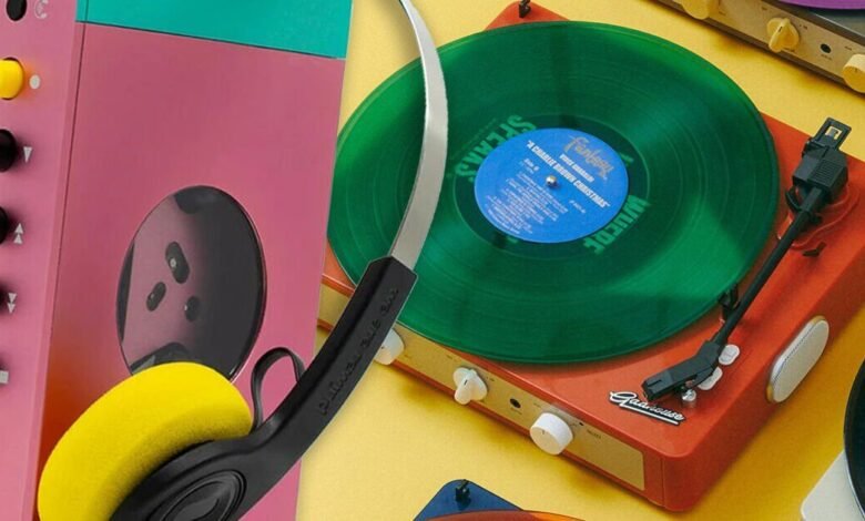 El vinilo y los casetes están de regreso – 8 nuevos dispositivos que ofrecen una explosión del pasado El vinilo y los casetes están de regreso – 8 nuevos dispositivos que ofrecen una explosión del pasado