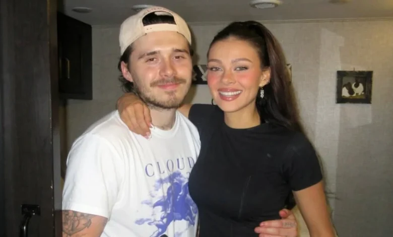 Brooklyn Beckham y Nicola Peltz David y Victoria han renovado su voto de boda con Beckham como resultado, lo que sabemos está aquí Brooklyn Beckham y Nicola Peltz David y Victoria han renovado su voto de boda con Beckham como resultado, lo que sabemos está aquí