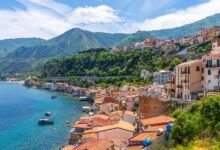 El mejor lugar de mar en Italia para visitar en lugar de la costa de Amalfi.