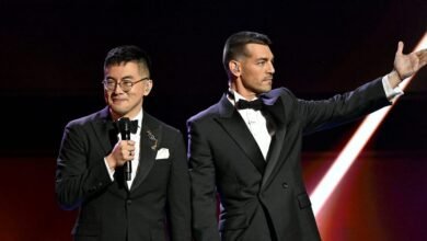 Bowen Yang y Matt Rogers