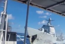 El bote chino se golpeó mientras persigue el bote filipino.