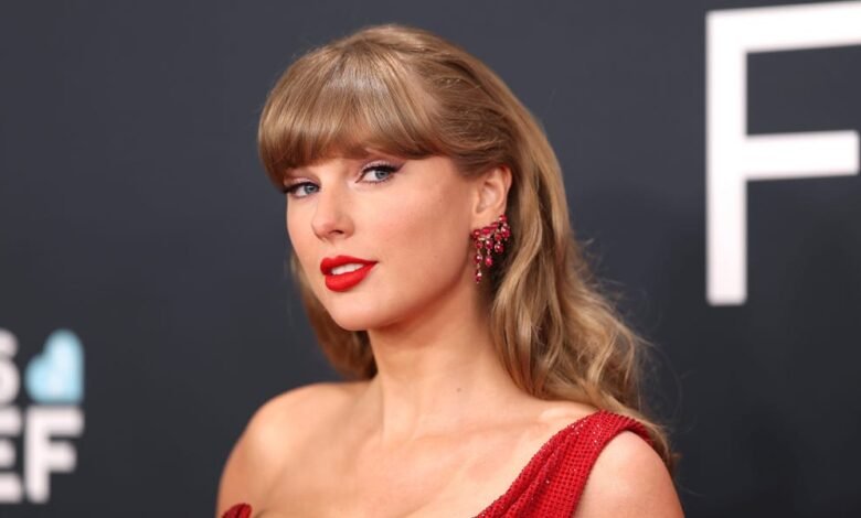 7 Detalles de la aparición de Taylor Swift ‘New Heights’