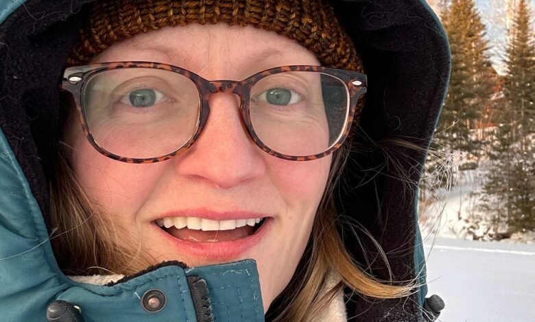 Reducido de los suburbios para vivir en Minnesota Wilderness; Sin arrepentimiento