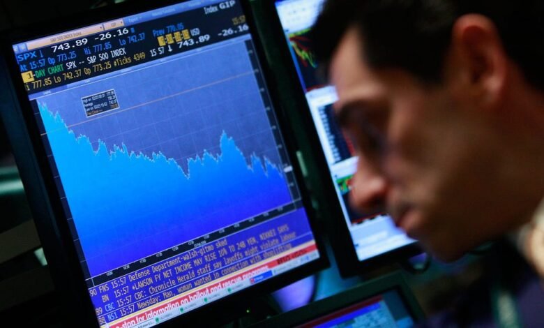 Acciones vs. Bonos: el gráfico muestra por qué los inversores deben comprar ingresos fijos Acciones vs. Bonos: el gráfico muestra por qué los inversores deben comprar ingresos fijos